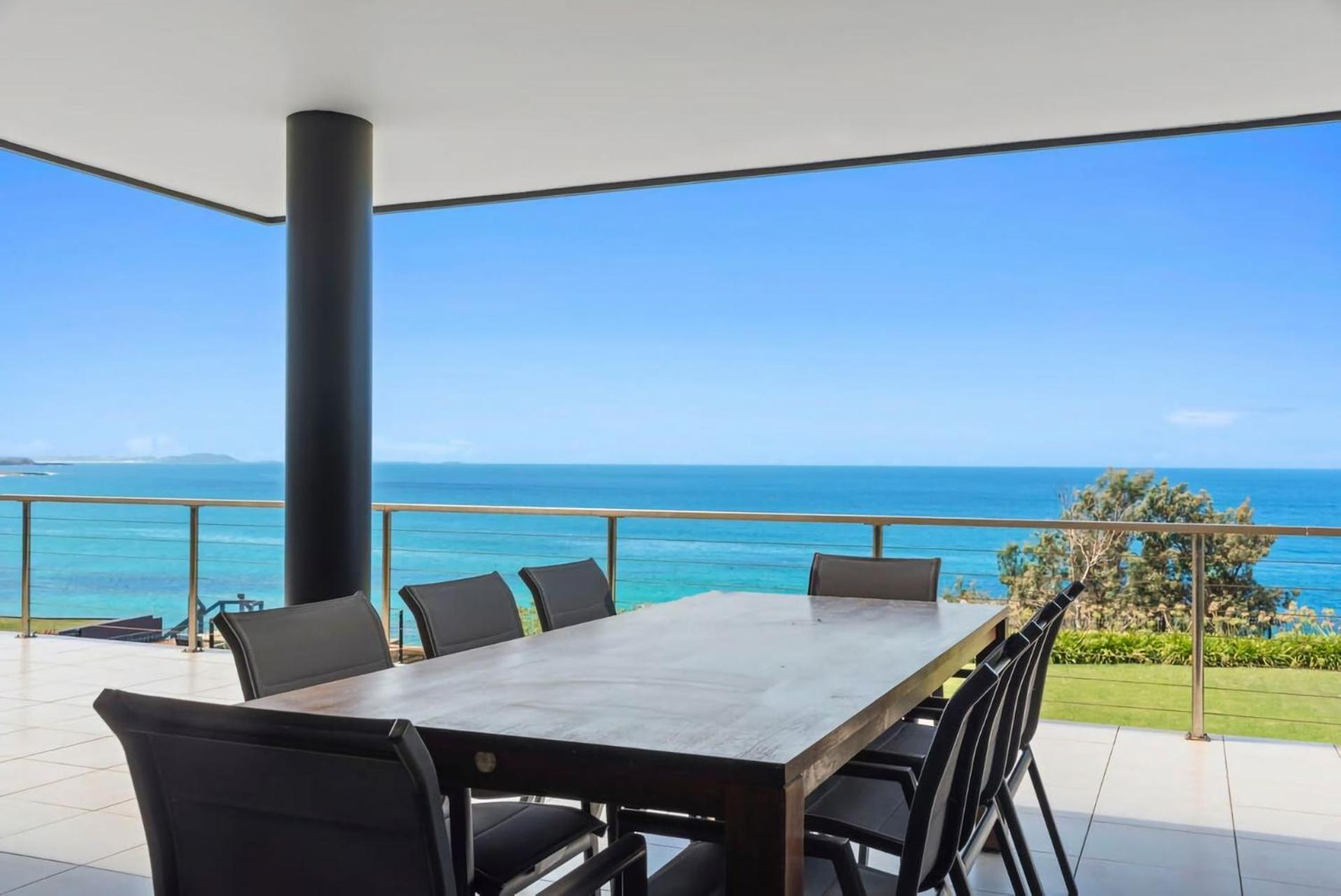 Spectacular Ocean Front Home With Pool 蚬壳港 外观 照片