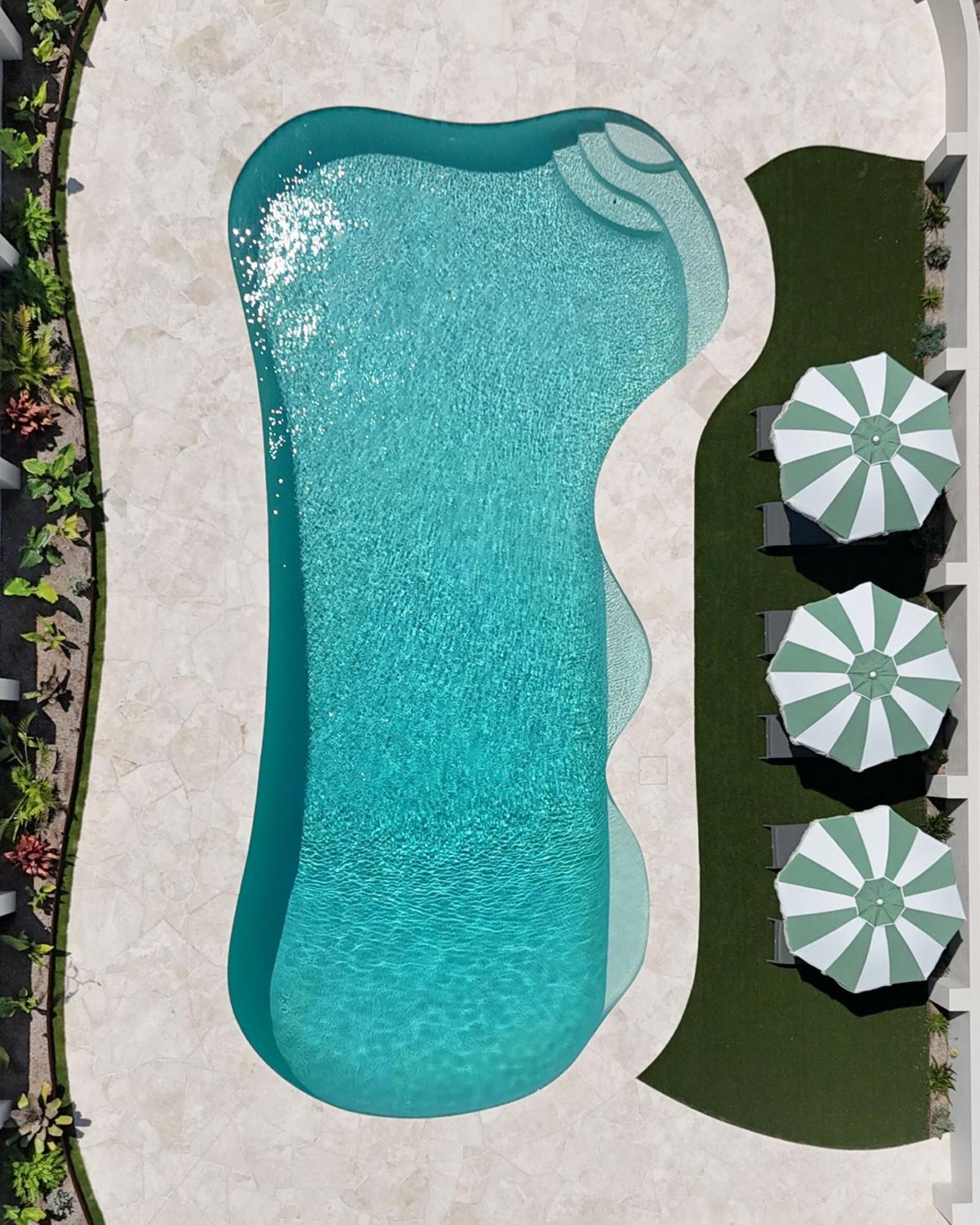 Spectacular Ocean Front Home With Pool 蚬壳港 外观 照片